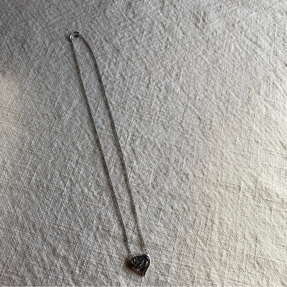 Vintage Marcasite & 925 NV Sterling Silver Swirl Heart Pendant & Necklace - Picture 7 of 10